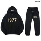 ESSENTIALS 1977 HOODIE + FREE TRACKPANTS